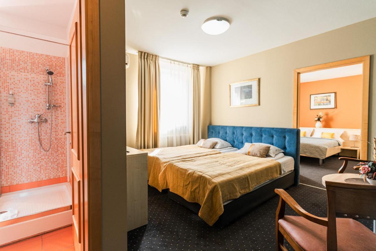 Hotel Pacific 蒂米什瓦拉 外观 照片