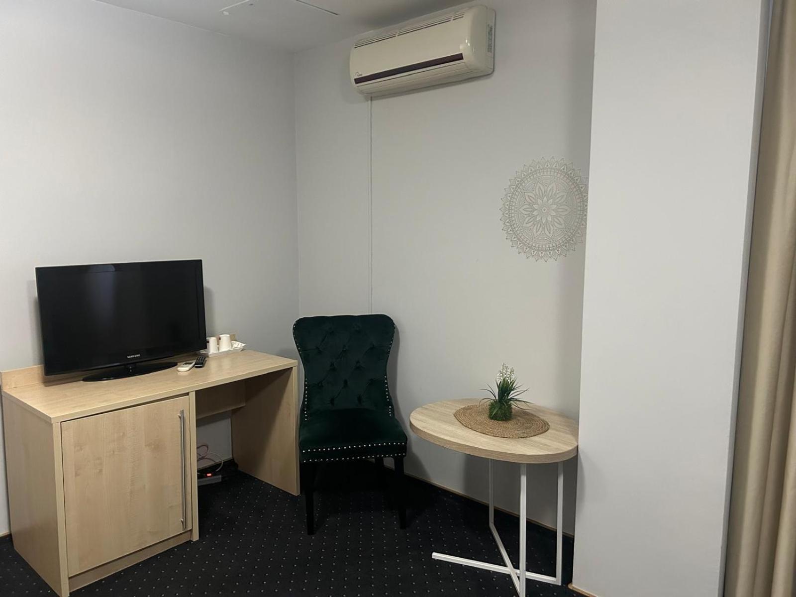 Hotel Pacific 蒂米什瓦拉 外观 照片